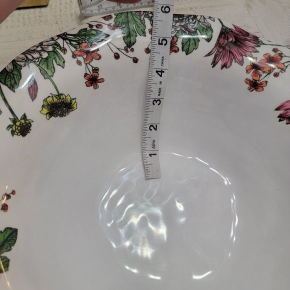 Q Squared Alaina Young  12” Serving Bowl Melamine Large Capacity Floral - Picture 3 of 5